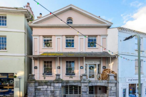 Pitchford House (7 Bedrooms), Salcombe.